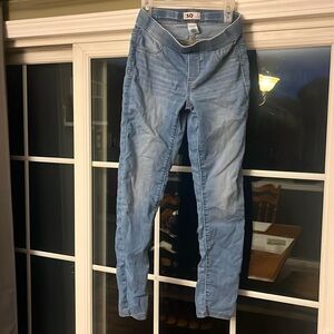 Girls stretch jeans. Like new. Size 12.